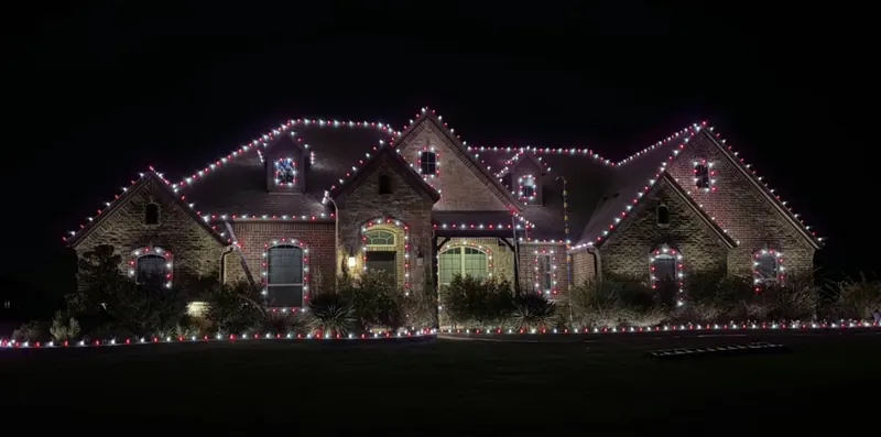 Red and white C9 across six rooflines and the bed edge